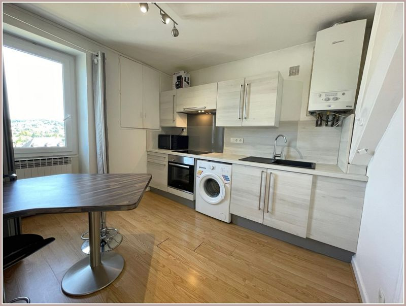 Appartement F2bis meublé, avec Garage fermé et cave - Quartier zola